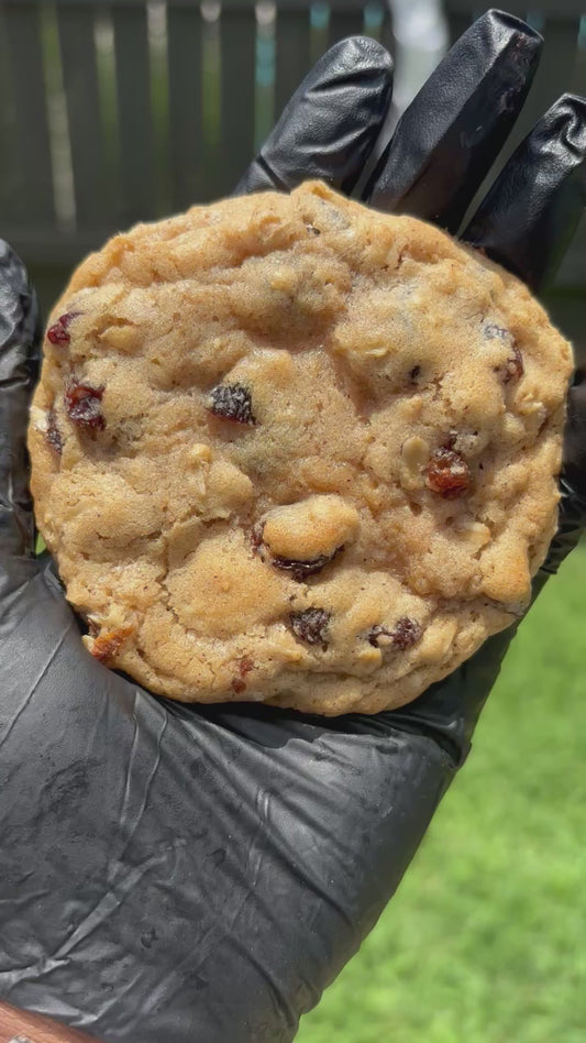 Oatmeal Raisin Cookies
